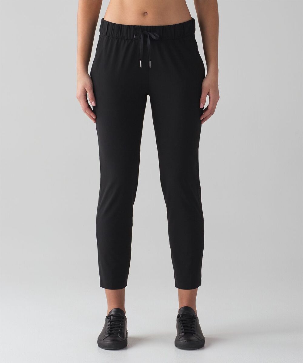 Lululemon On The Fly Pant *Woven 28"